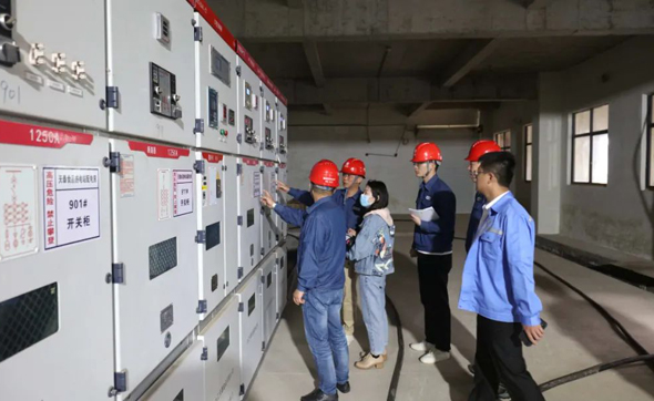 市发展改革委与九龙坡区联合举办“亲清服务·渝悦发展”政企交流园区行活动(图1)